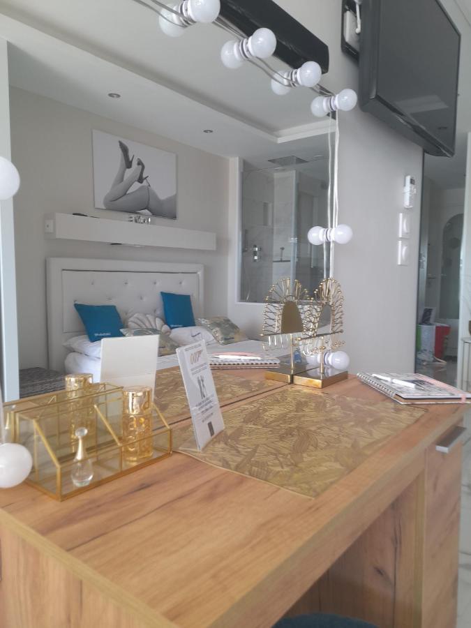 Apartment Golden Paradise 007 Helio 25